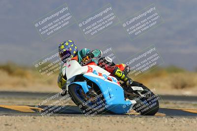 media/Mar-22-2025-CVMA (Sat) [[462c0ffedb]]/Race 13-Amateur Supersport Middleweight/